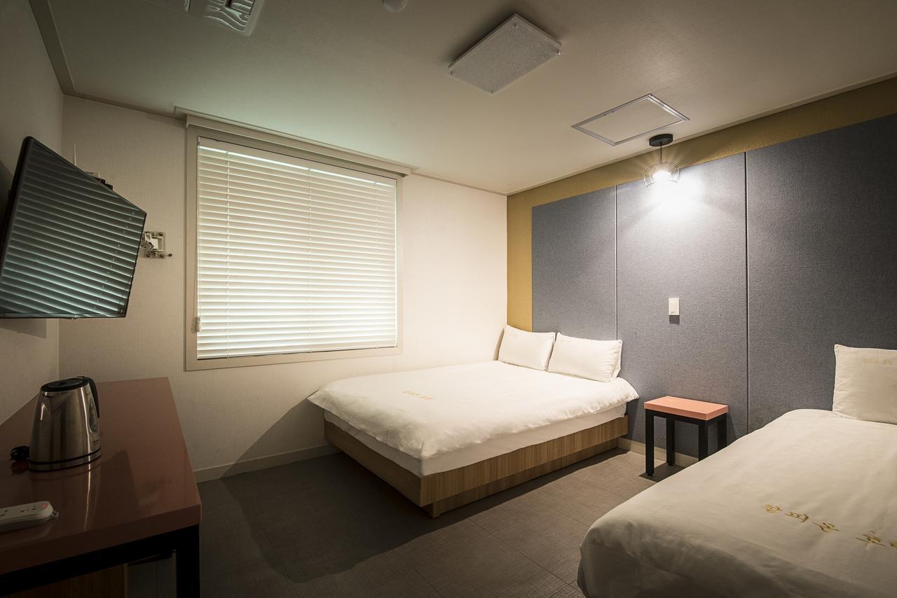 Champion Hotel Jeju Exterior foto